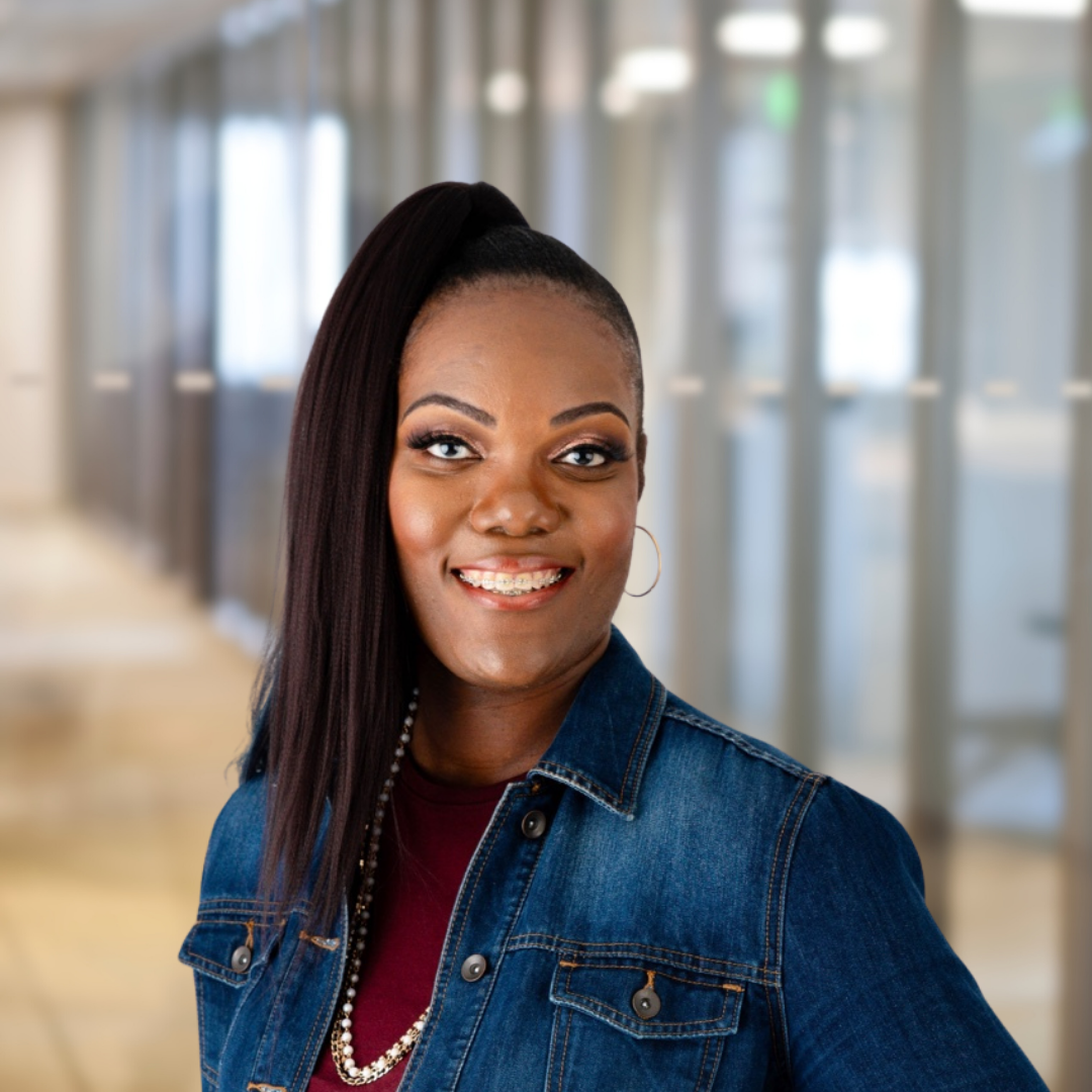 Headshot of Gracia Mabaya, smiling.